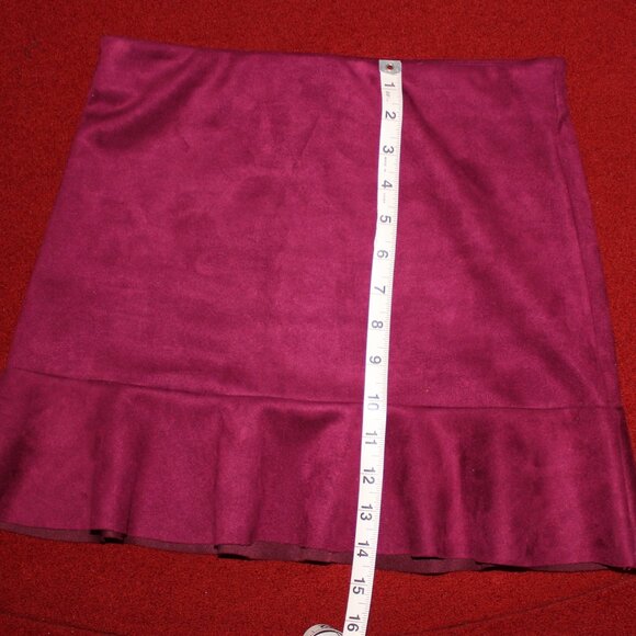 2 for $10 Bodycon Ruffled Mini Skirt Small - Picture 9 of 9